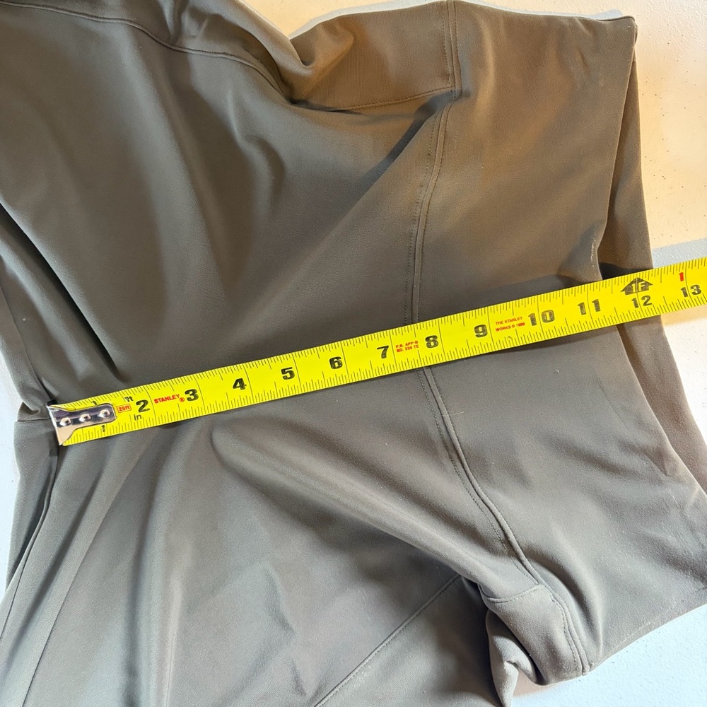 Sympli Army Green Cropped Pants Capri Stretchy Slinky High Rise size 4 Summer - Picture 11 of 12